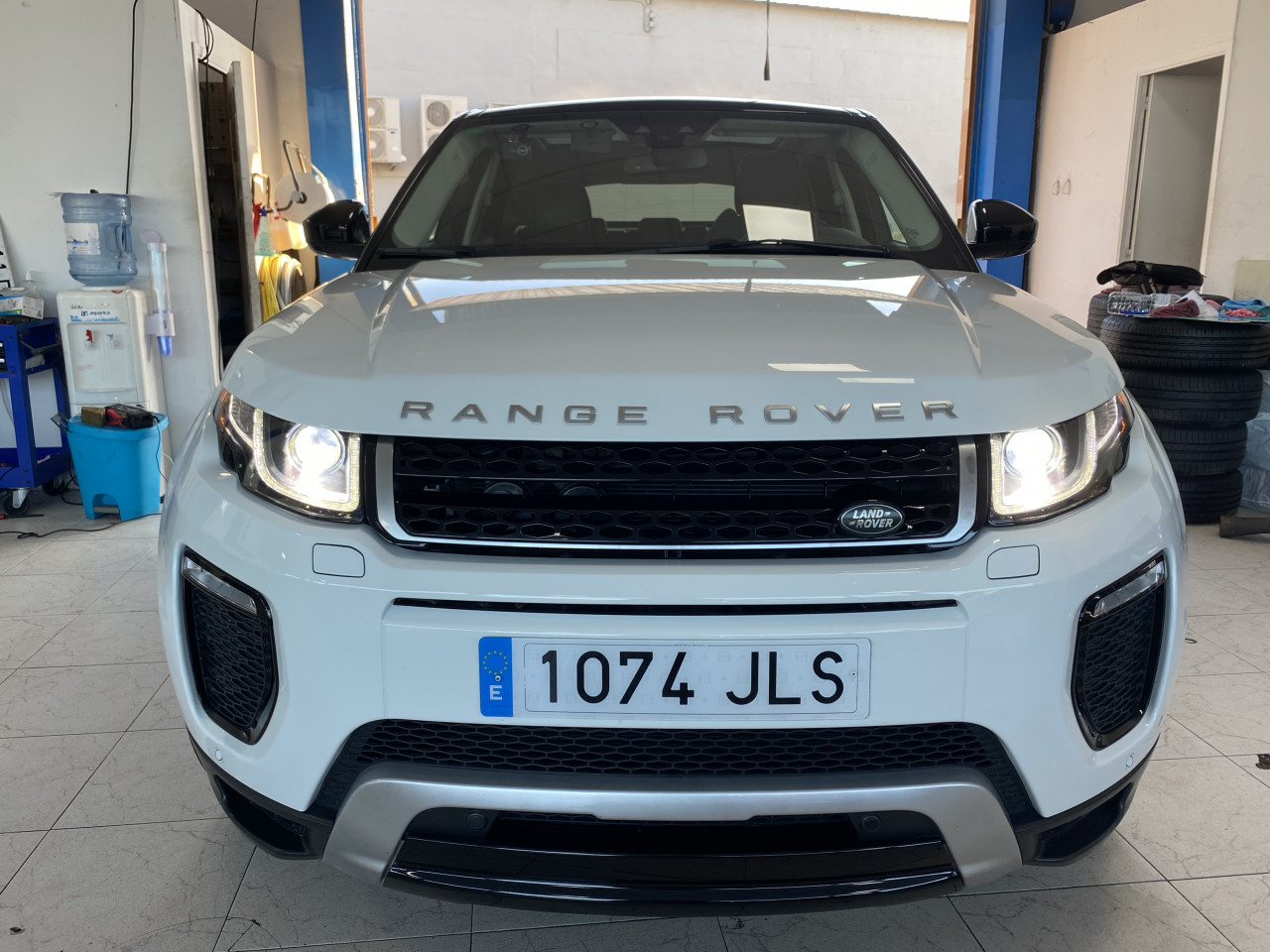 Land Rover Range Rover Evoque 2.0 TD4 Flagship Hse Automatic Photo