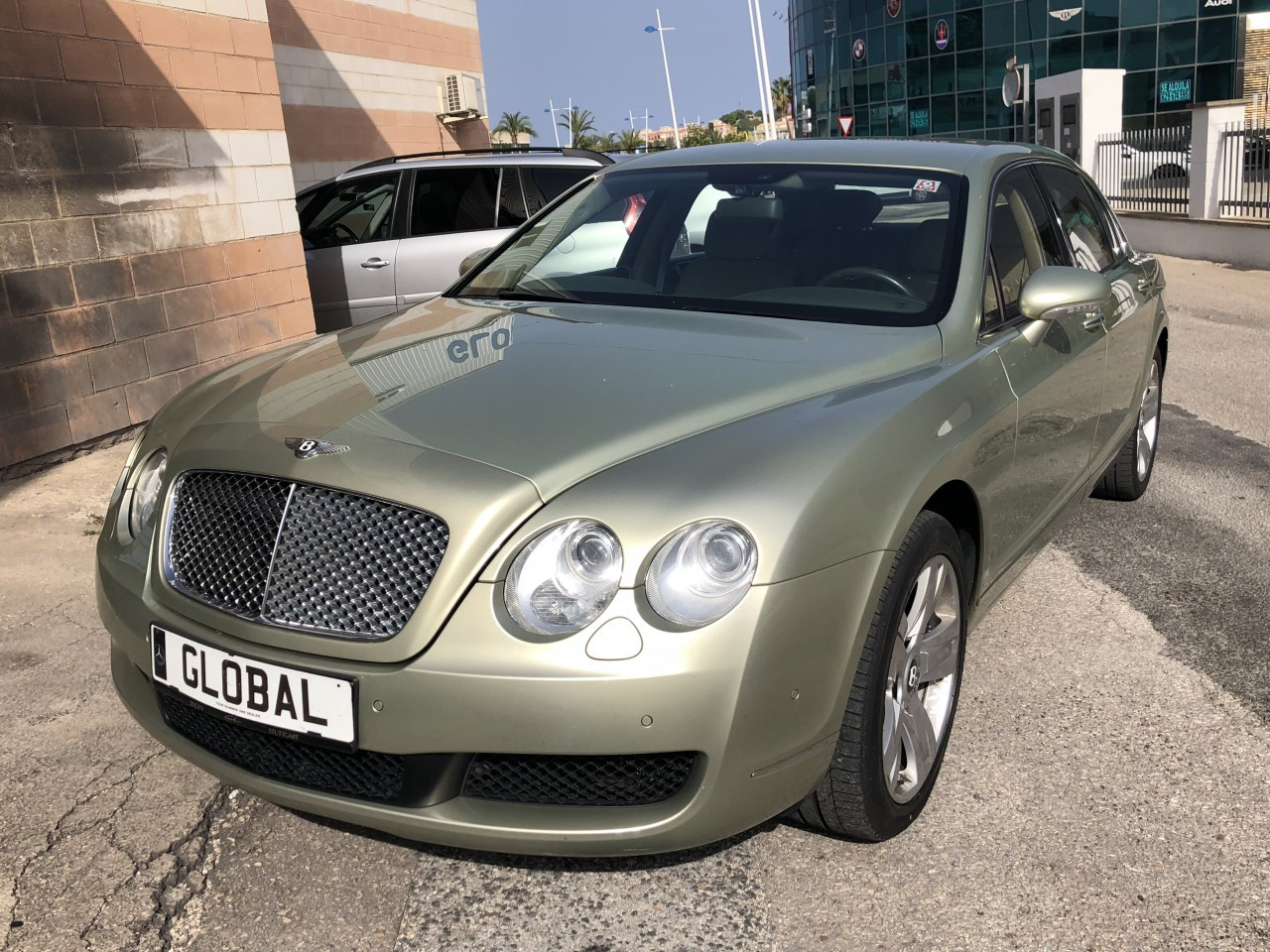 Bentley Continental W12 Flying Spur 4WD Automático Saloon