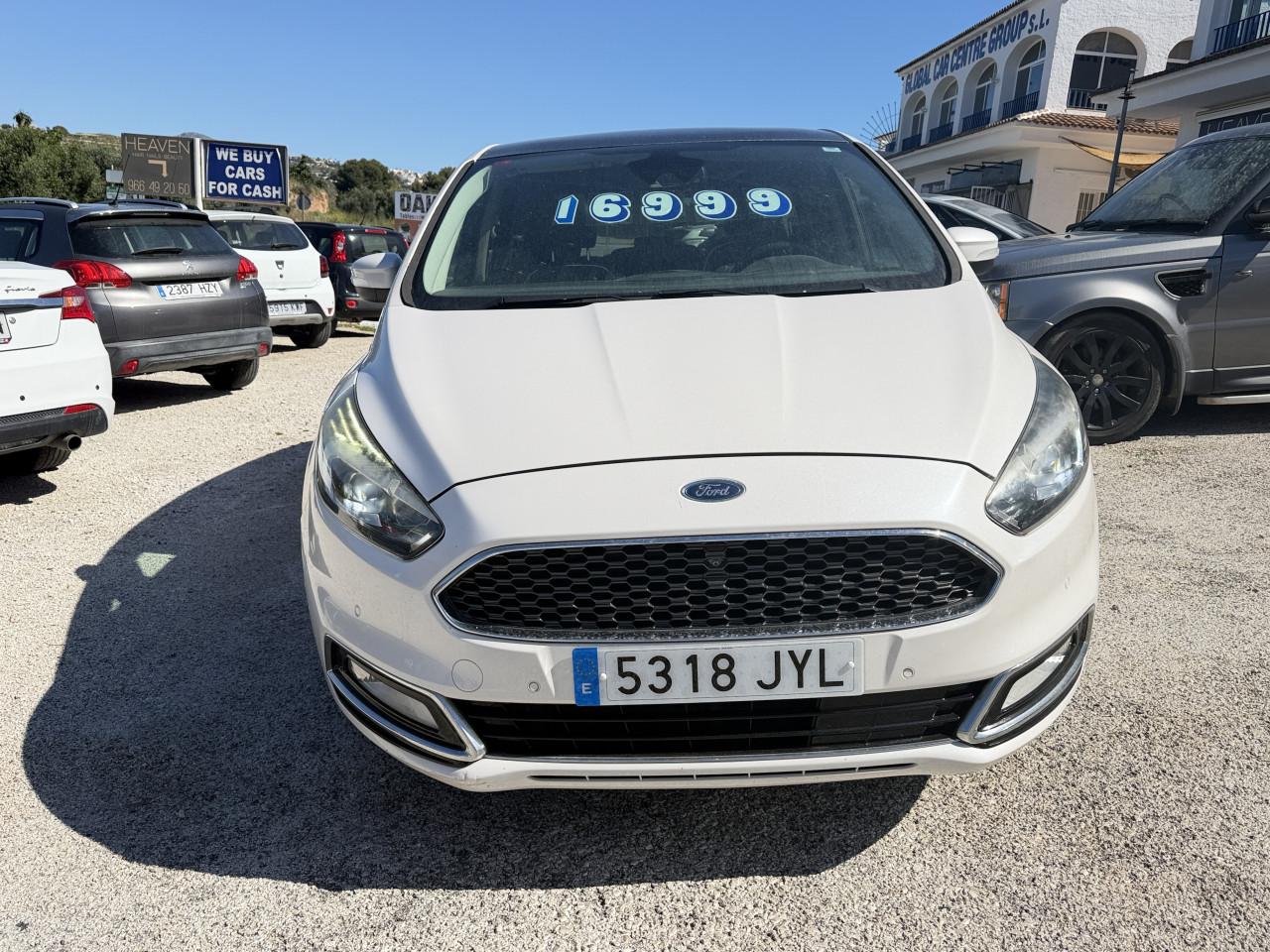 Ford S-Max 2.0 Tdci Vignage Limited Edition Automatique People carrier Photo
