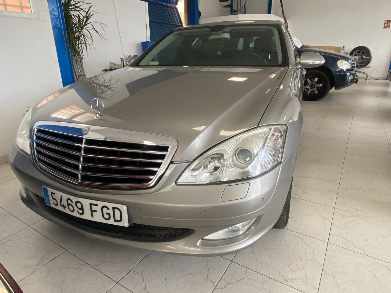 Mercedes-Benz S Class S350 Flagship Automatic Photo