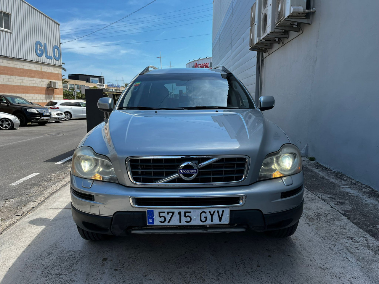 Volvo XC90 2.4 D Automatic People carrier Photo