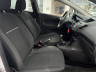 Ford Fiesta 1.3 Hatchback Miniatura 14