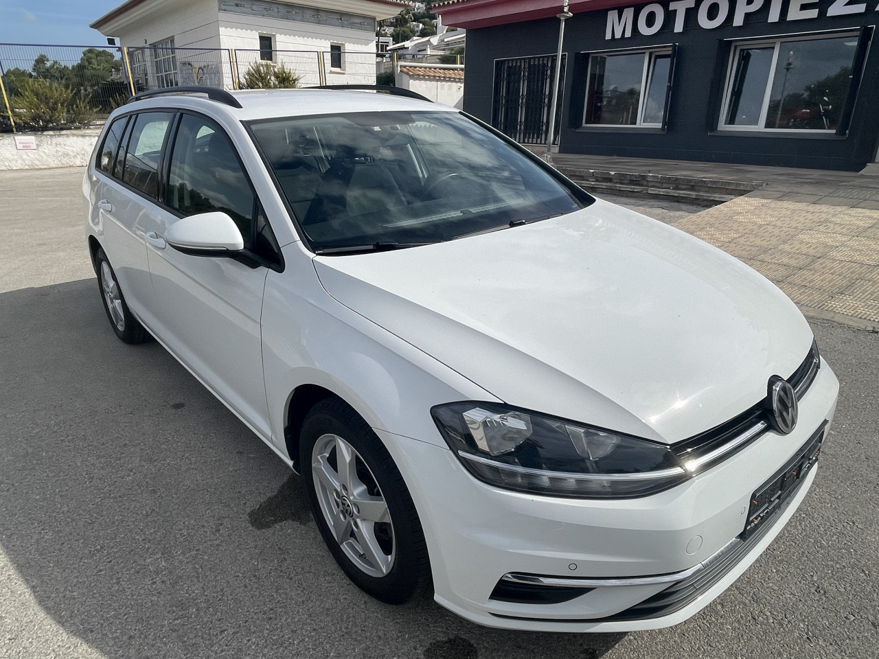 Volkswagen Golf 1.6 Tdi Automatic