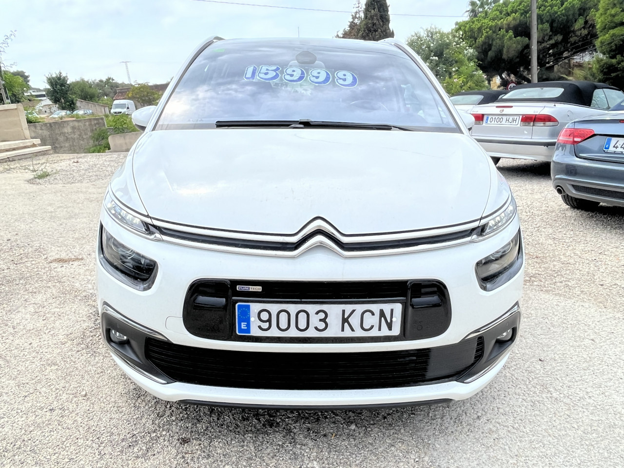 Citroen Grand C4 Picasso 1.2 Pure Tech S S Shine People carrier Photo