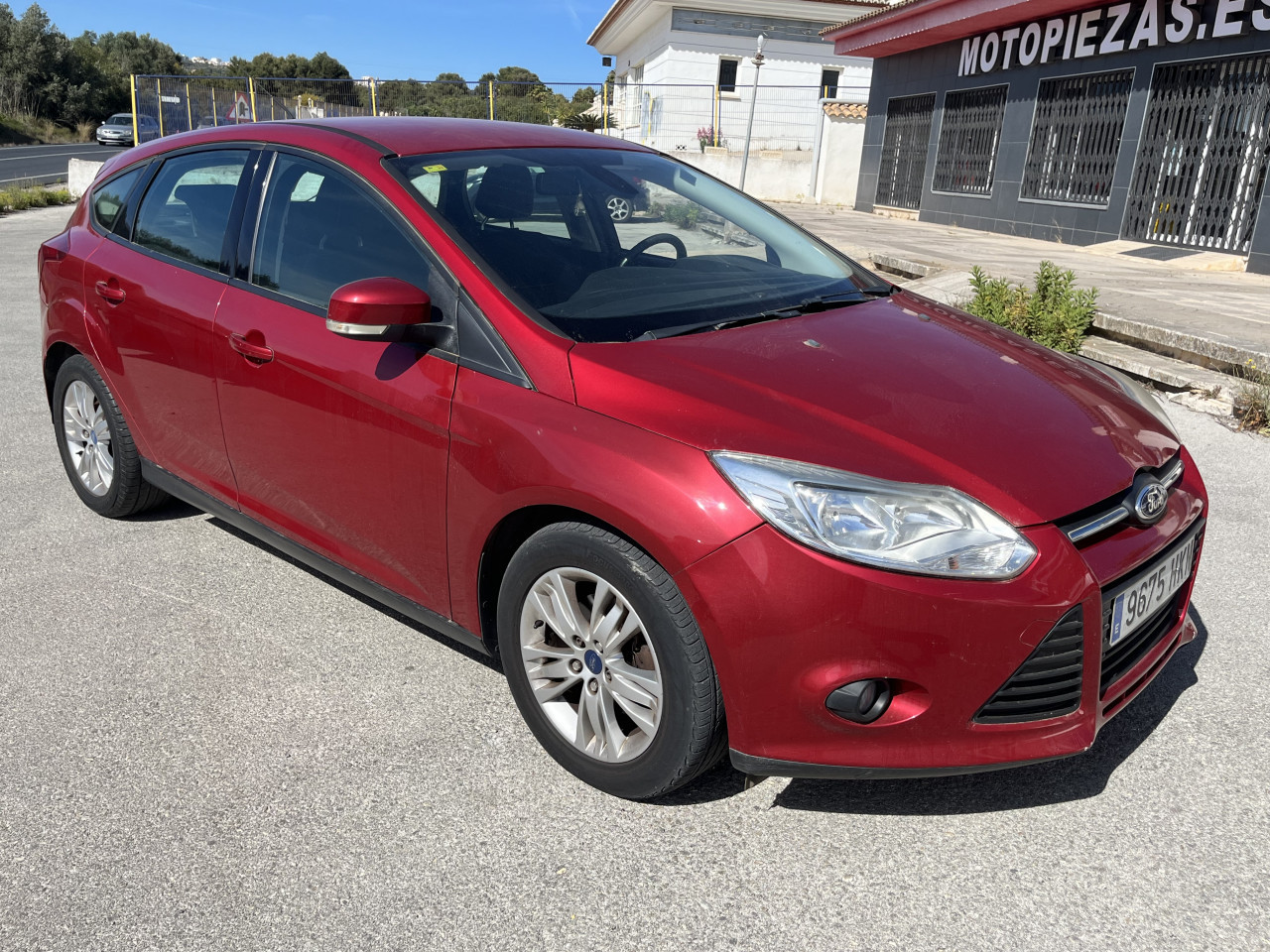 Ford Focus 1.6 Tiitanium Automatic Hatchback