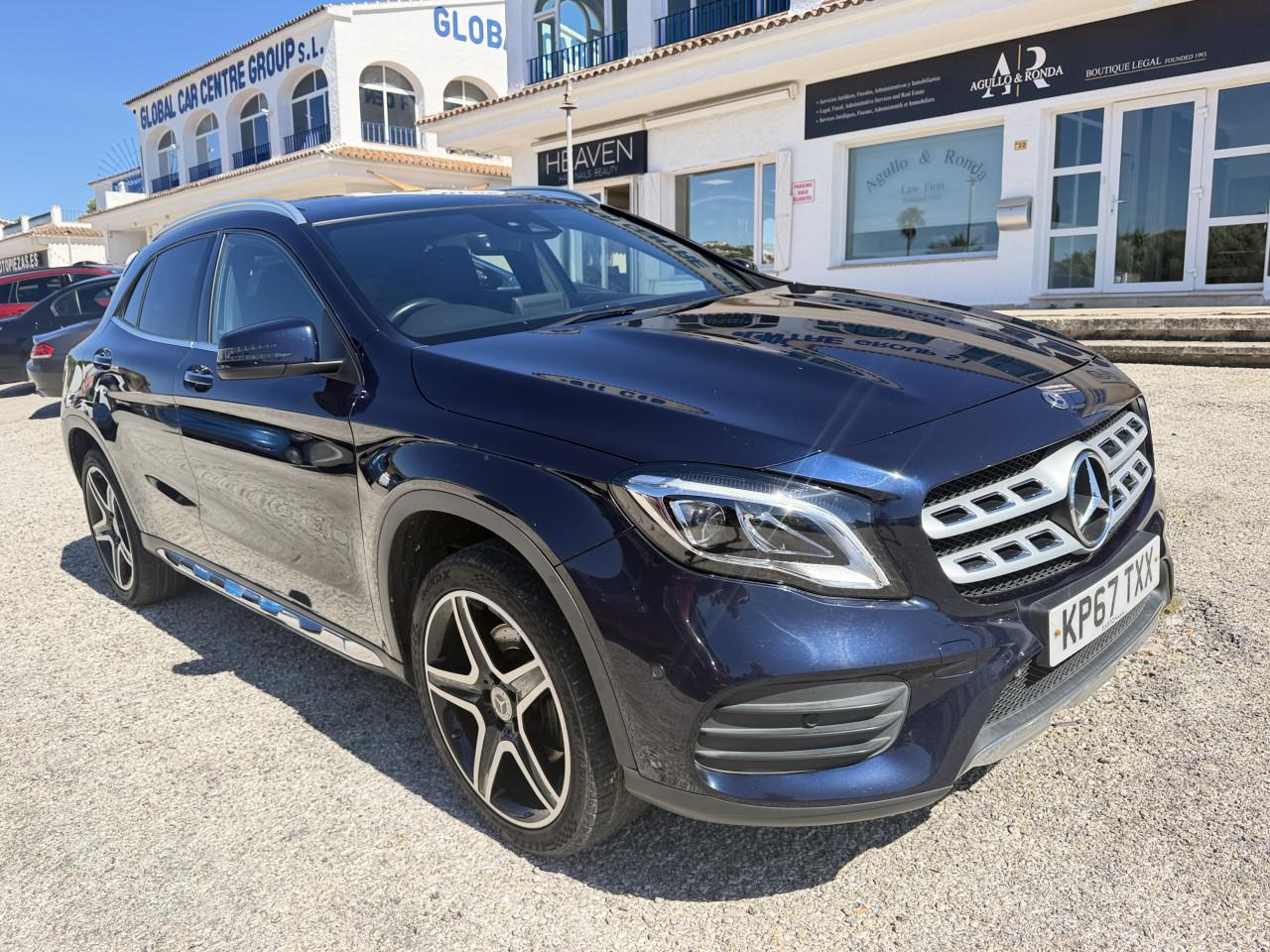 Mercedes-Benz Gla 220 Cdi Amg Line Premier Plus 4 Matic Automatique Hatchback